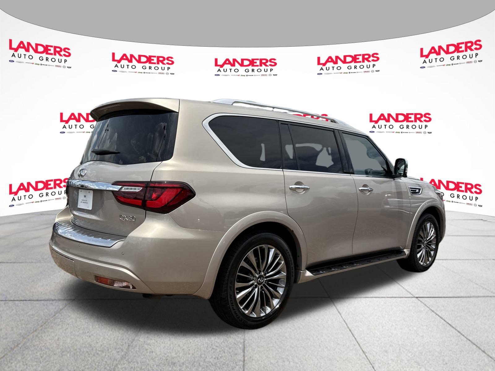 2021 Infiniti QX80 Sensory photo 3