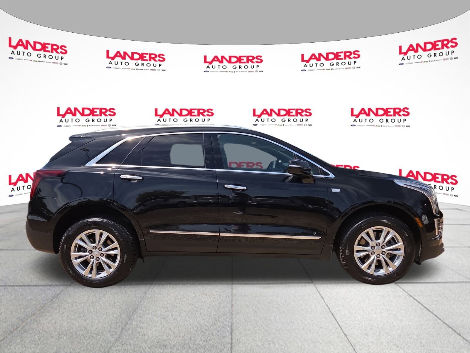 2021 Cadillac XT5 Luxury photo 2