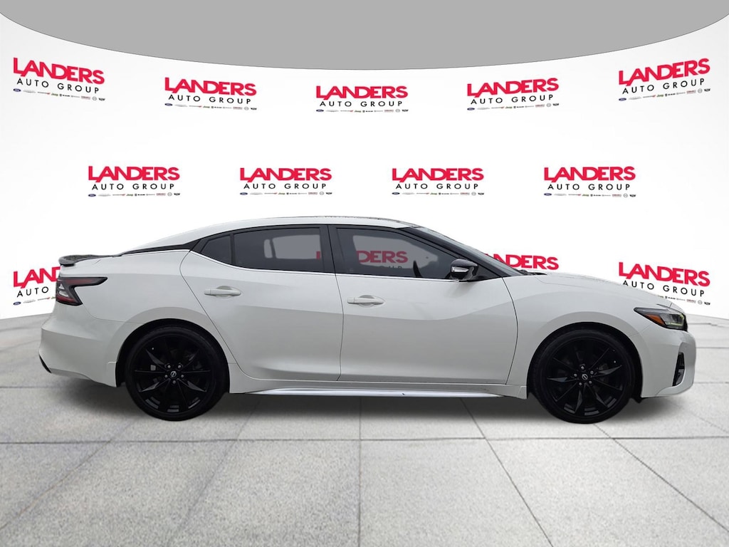 Used 2023 Nissan Maxima SR SR CVT