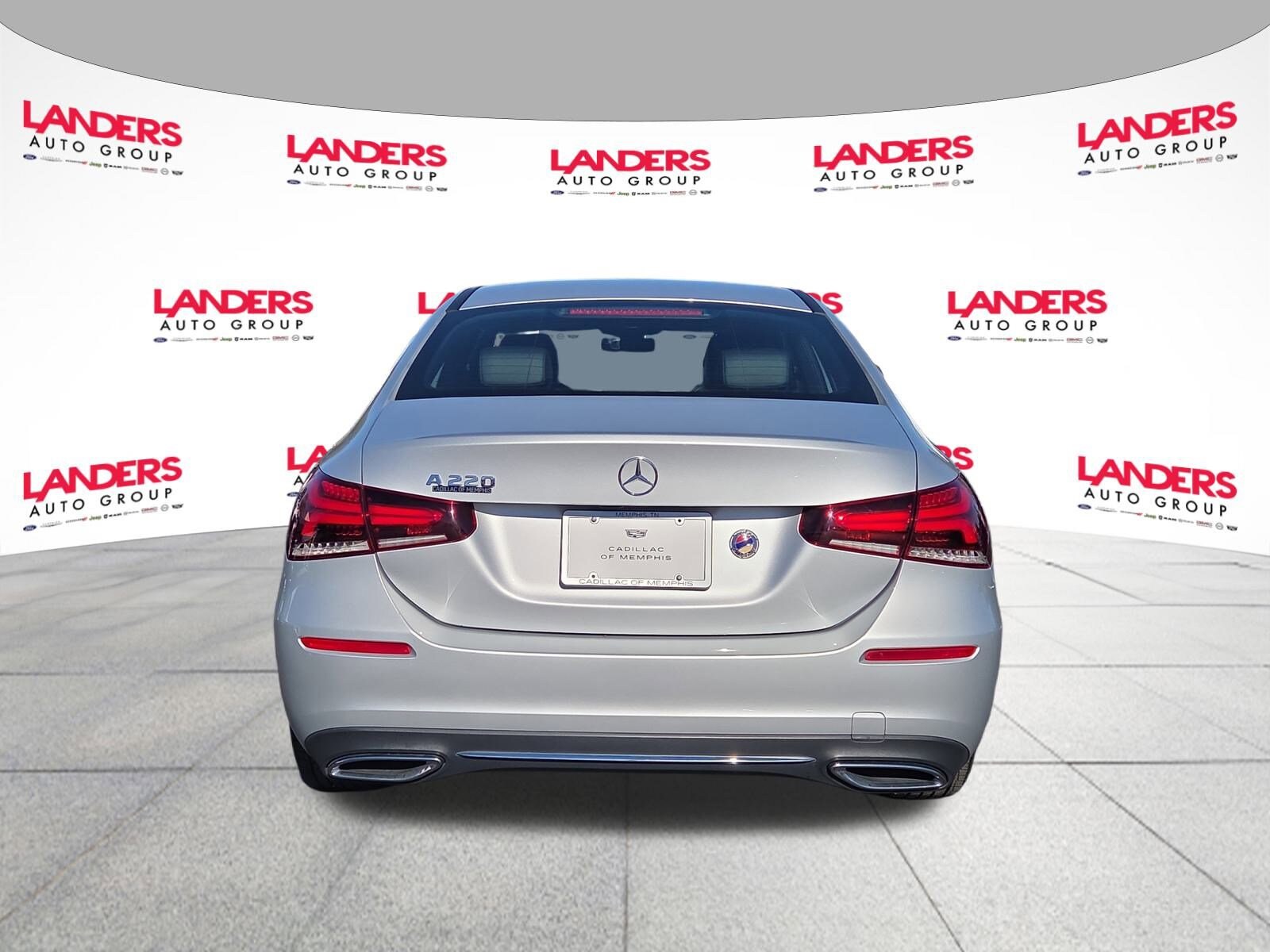 2021 Mercedes Benz A 220 photo 4