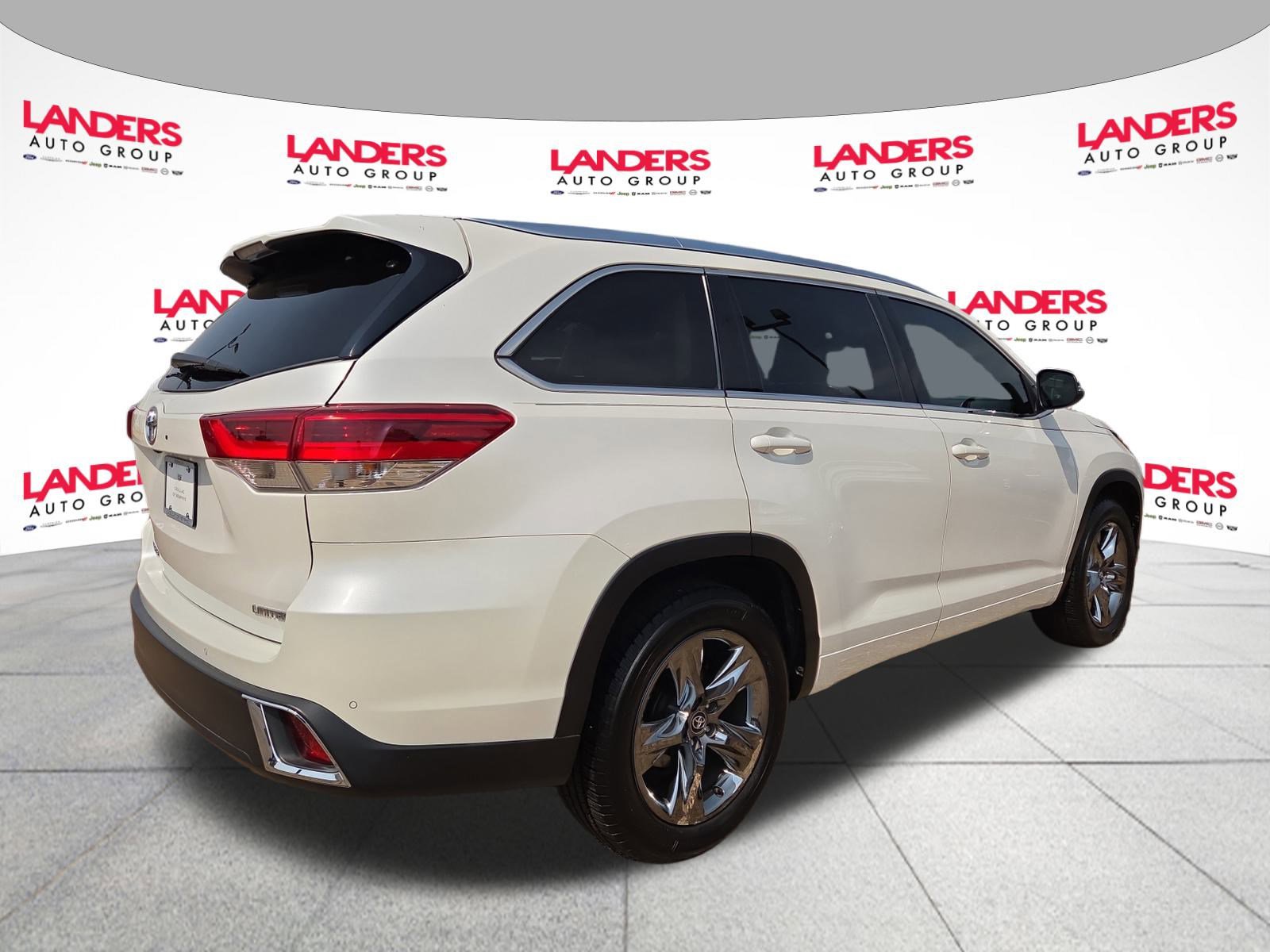 2018 Toyota Highlander Limited photo 3