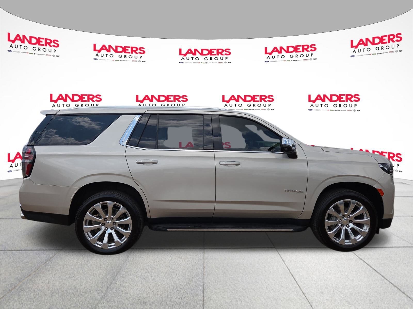 2021 Chevrolet Tahoe Premier photo 2