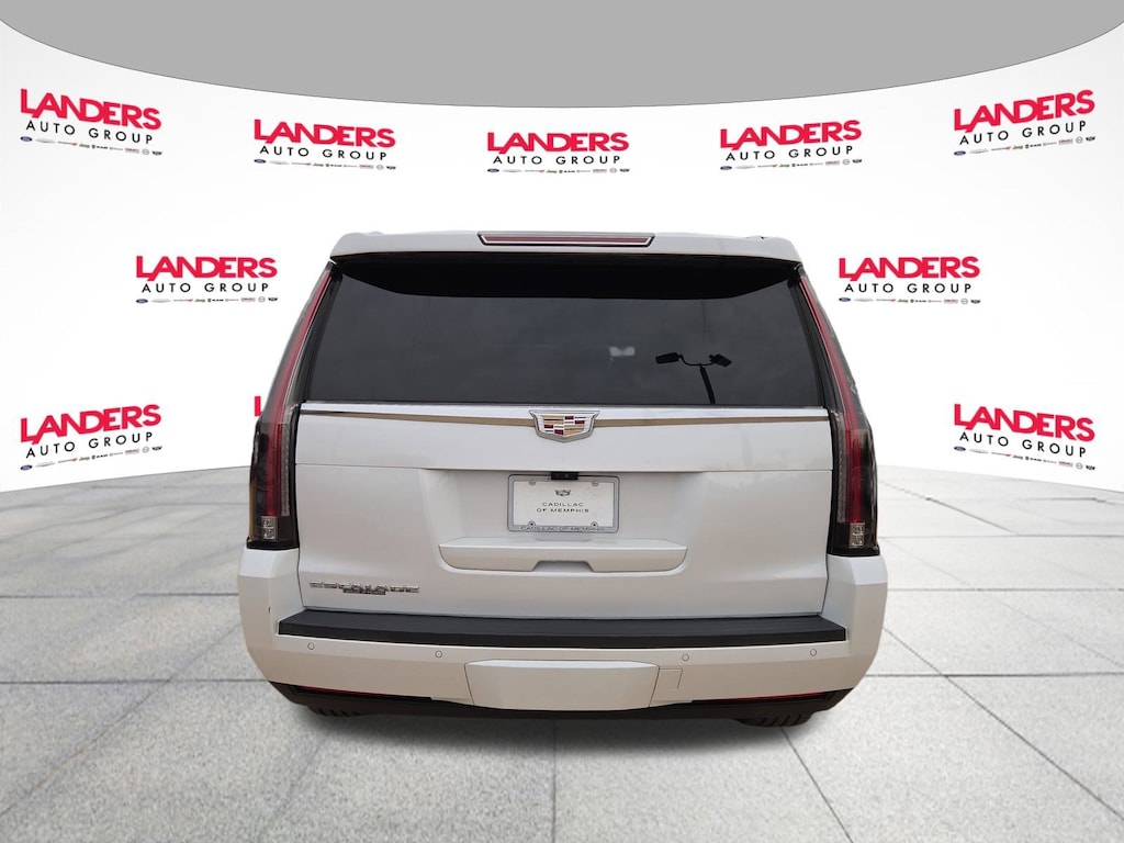 Used 2017 Cadillac Escalade Luxury 2WD  Luxury