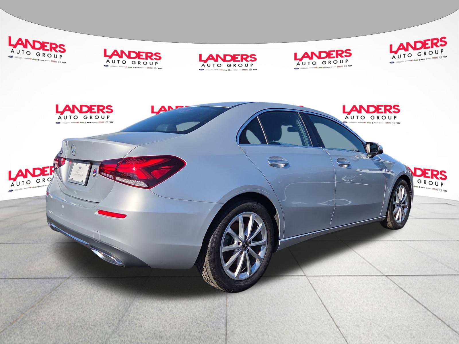 2021 Mercedes Benz A 220 photo 3