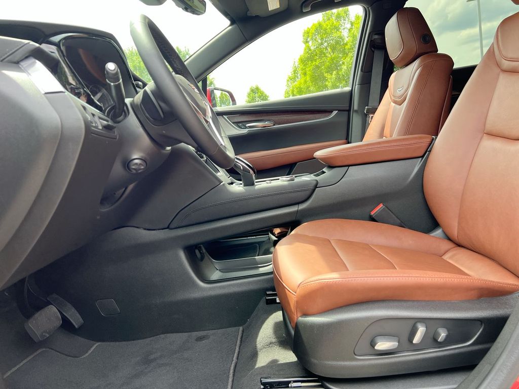 2026 Cadillac XT5 Premium Luxury - Photo 14