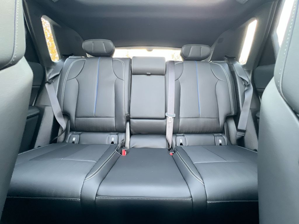 2026 Cadillac LYRIQ V - Photo 8