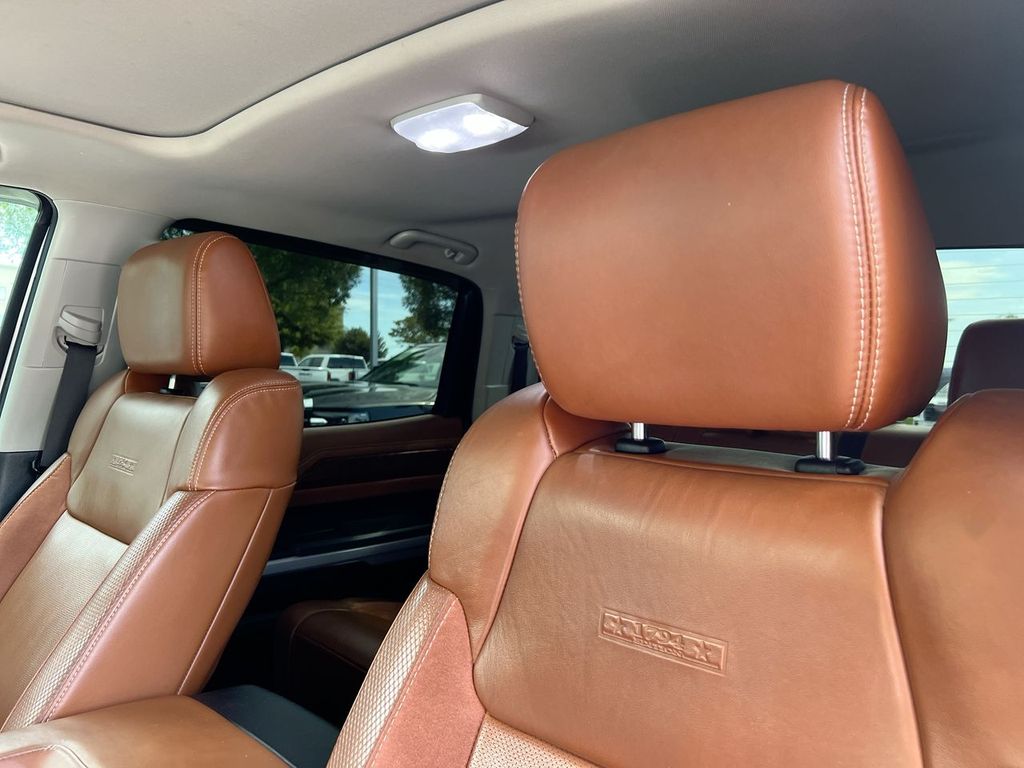 2018 Toyota Tundra - Photo 19