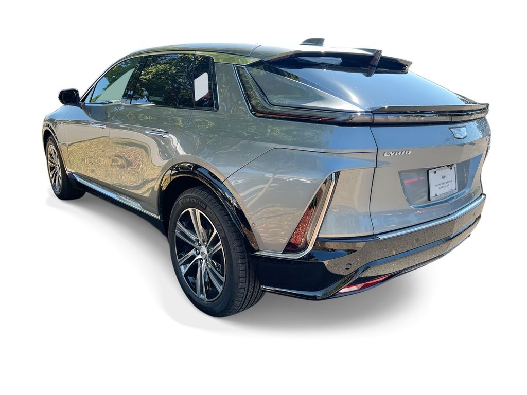 2025 Cadillac Lyriq Luxury photo 2