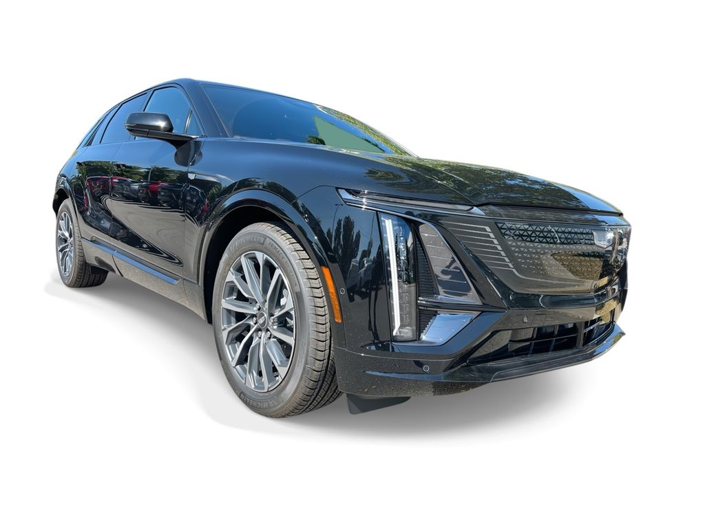 2025 Cadillac Lyriq Sport photo 4