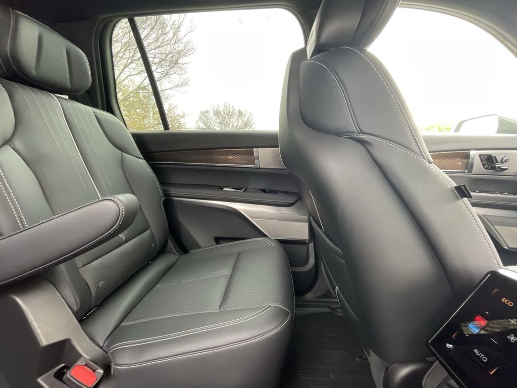 2026 Cadillac VISTIQ Luxury - Photo 13