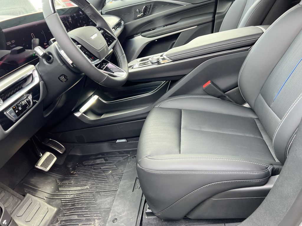 2026 Cadillac LYRIQ V - Photo 10