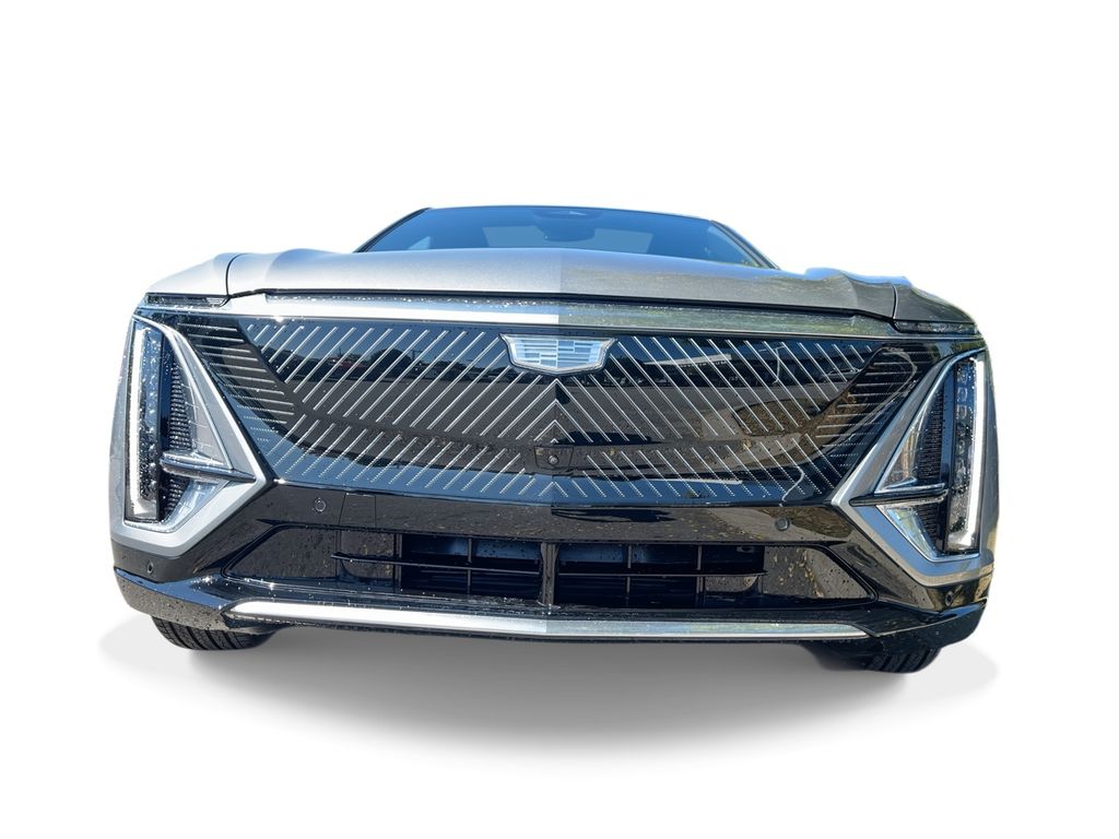 2025 Cadillac Lyriq Luxury photo 3