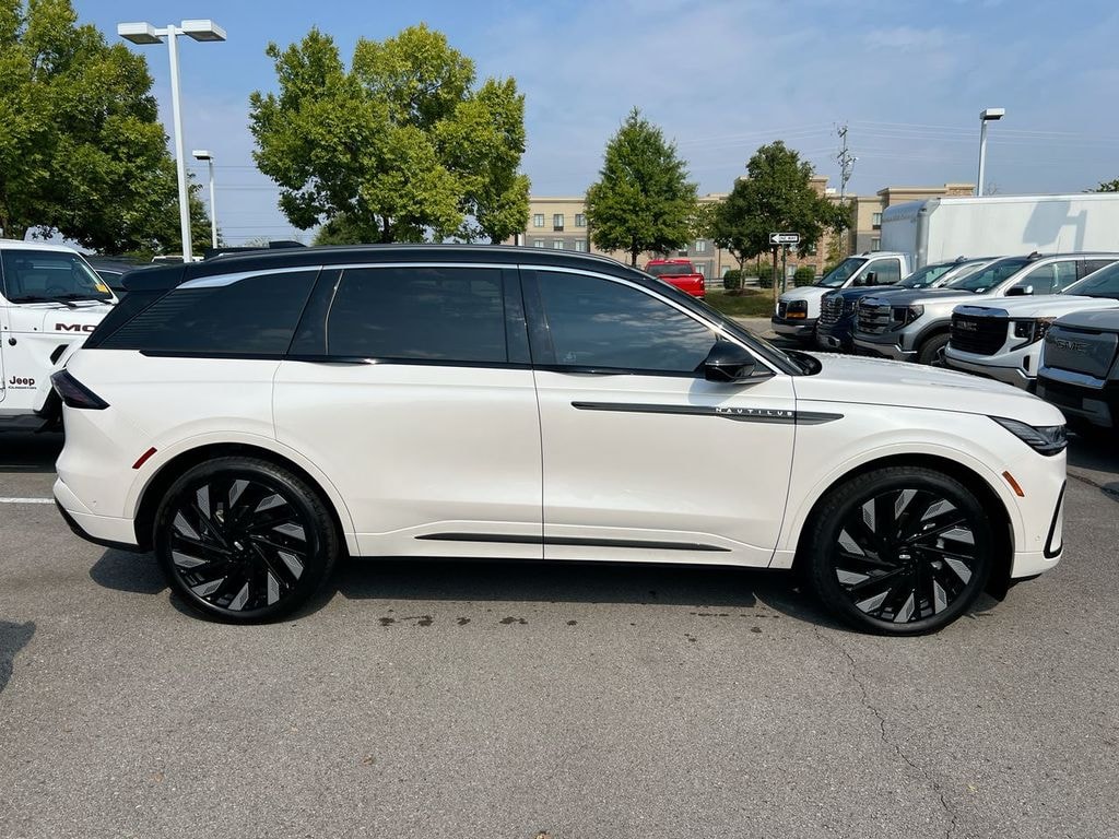 Used 2024 Lincoln Nautilus Black Label