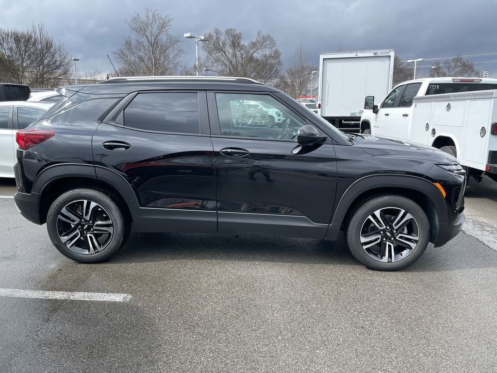 Used 2024 Chevrolet Trailblazer LT SUV