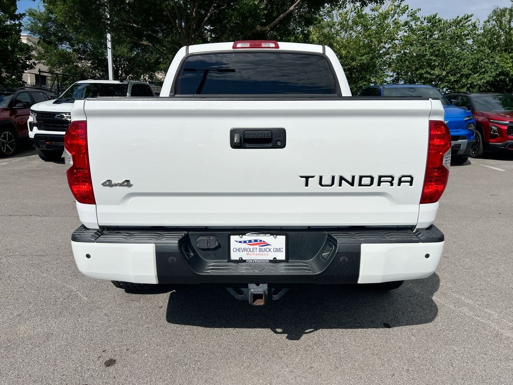 2018 Toyota Tundra - Photo 9