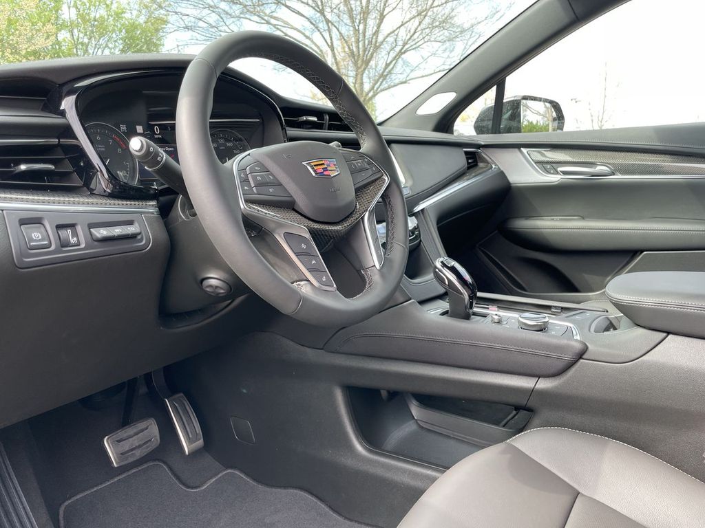 2026 Cadillac XT5 Sport - Photo 17