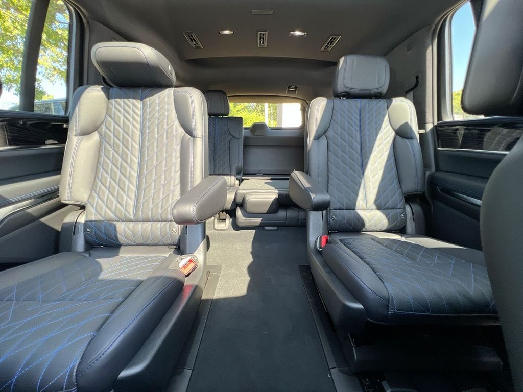2026 Cadillac Escalade IQL Sport - Photo 8