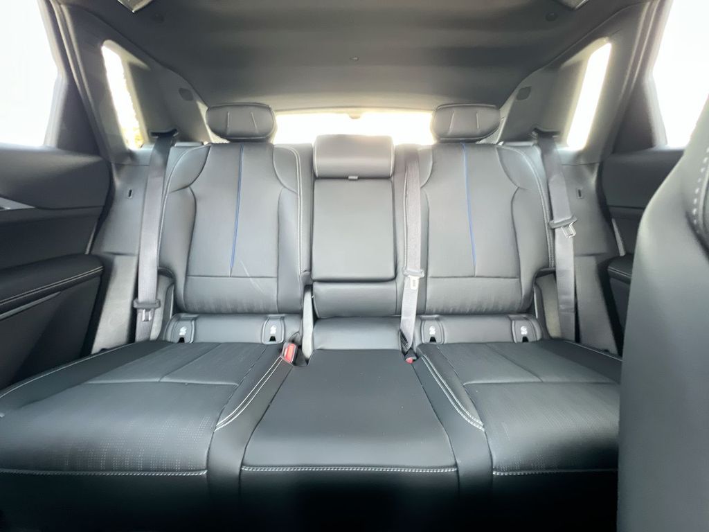 2026 Cadillac LYRIQ V - Photo 8