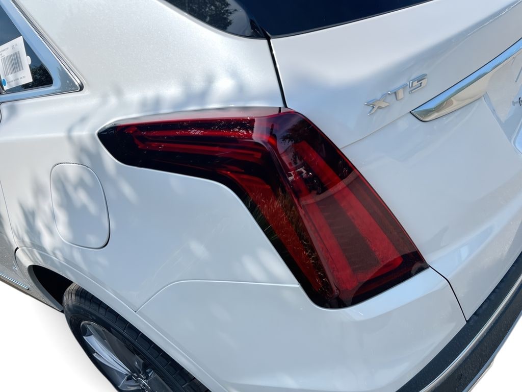 New 2026 CADILLAC XT5 Premium Luxury SUV
