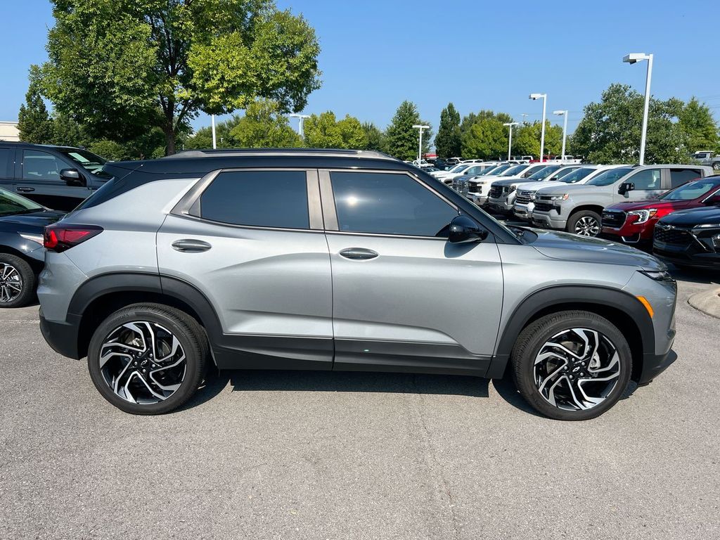 2025 Chevrolet Trailblazer RS photo 4