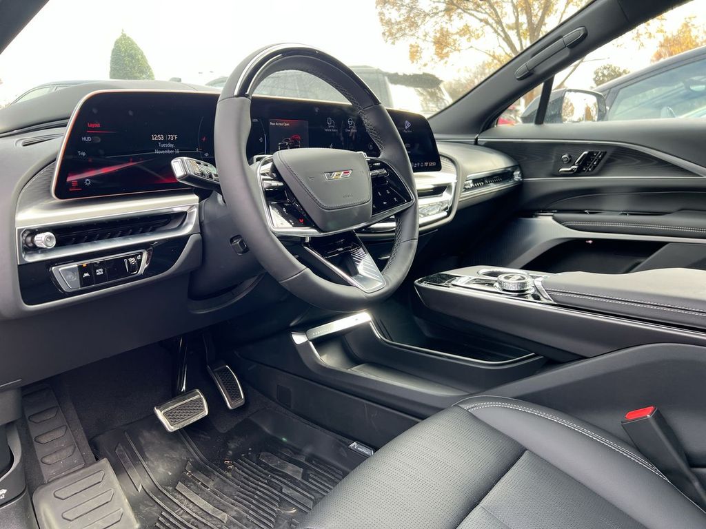 2026 Cadillac LYRIQ V - Photo 13