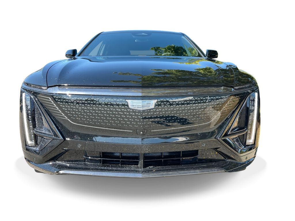2025 Cadillac Lyriq Sport photo 3
