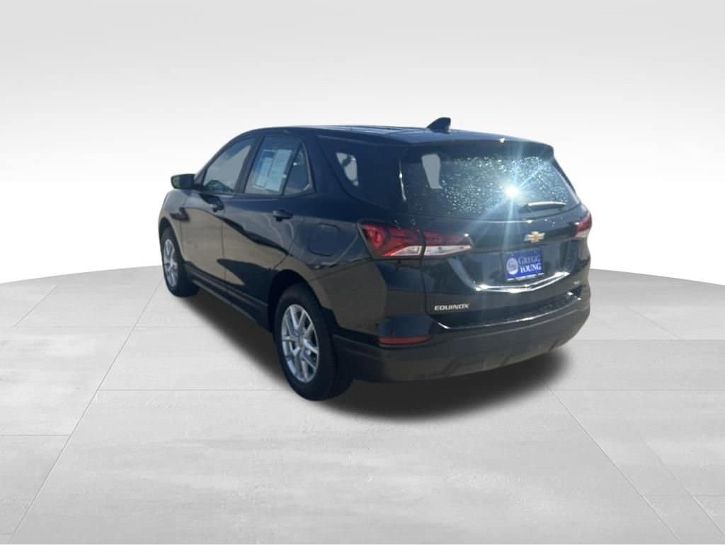 Used 2023 Chevrolet Equinox LS SUV