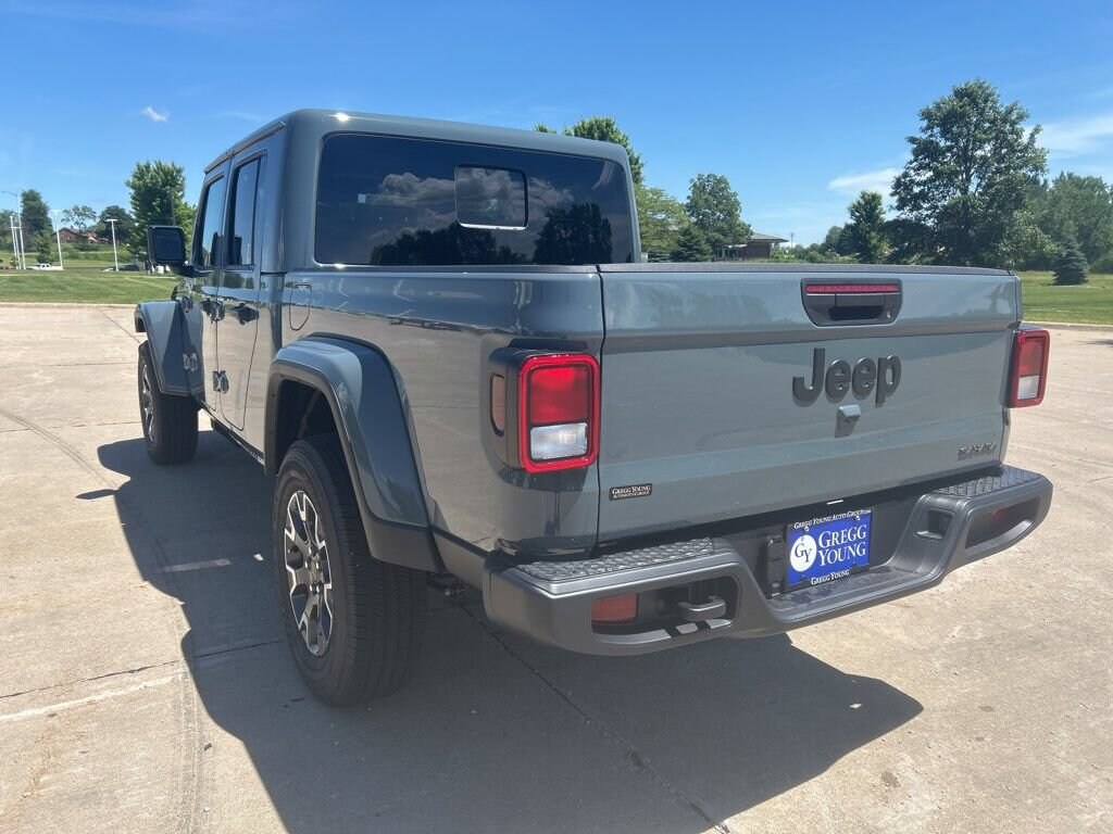 Used 2026 Jeep Gladiator Sahara