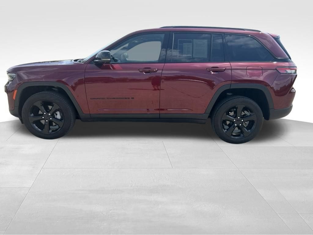 Used 2025 Jeep Grand Cherokee Limited