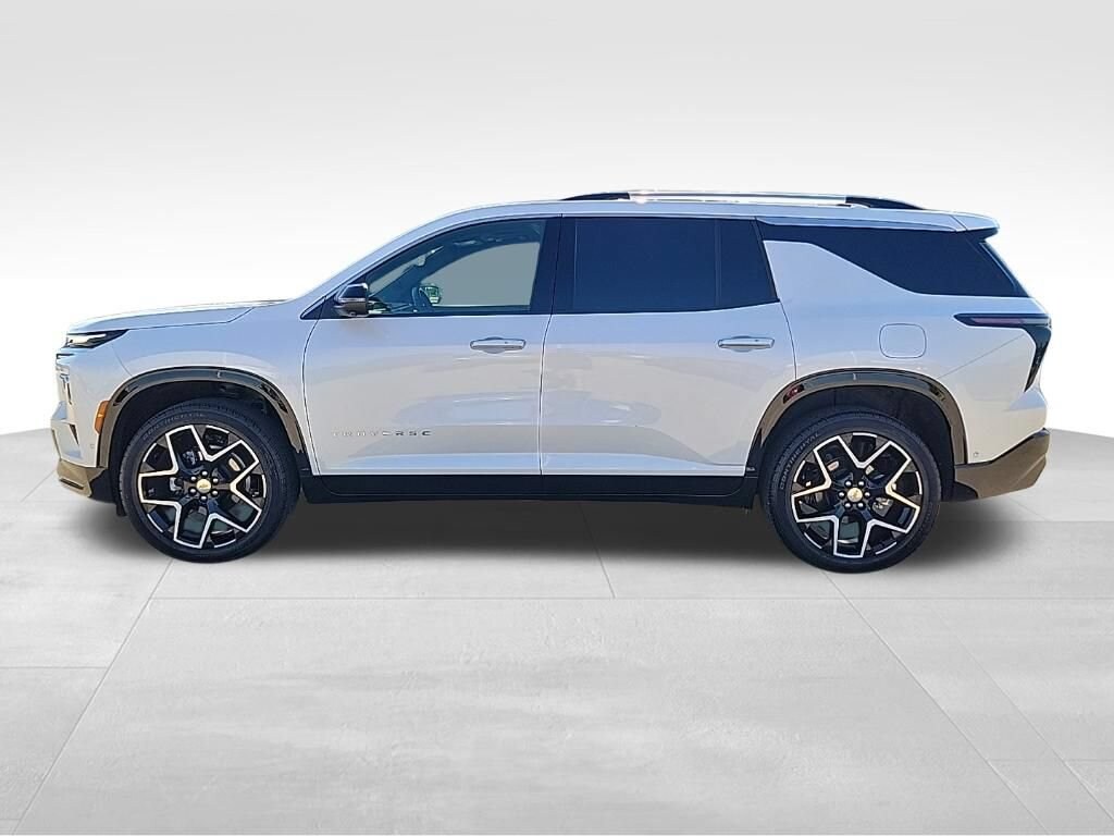 Used 2025 Chevrolet Traverse High Country SUV