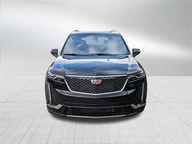 2025 Cadillac XT6 Premium Luxury photo 2