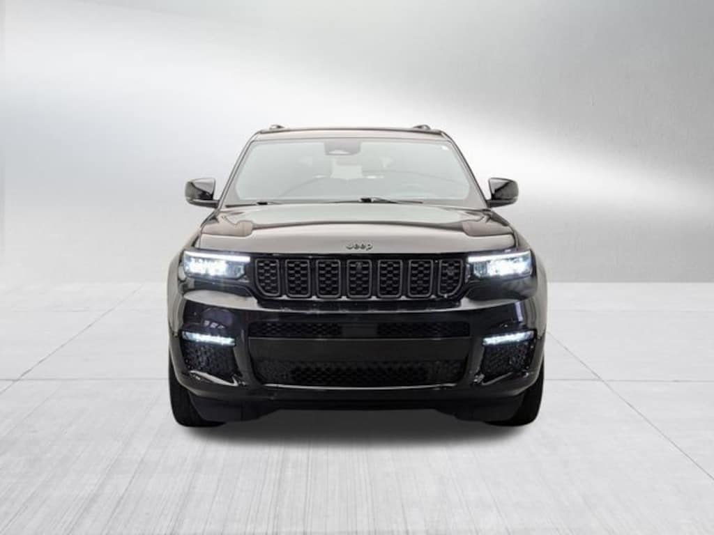 Used 2024 Jeep Grand Cherokee L Summit Reserve 4x4 SUV