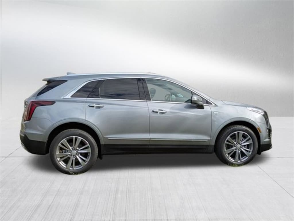 New 2025 CADILLAC XT5 Premium Luxury SUV