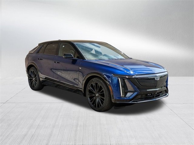 2025 Cadillac Lyriq Sport photo 3