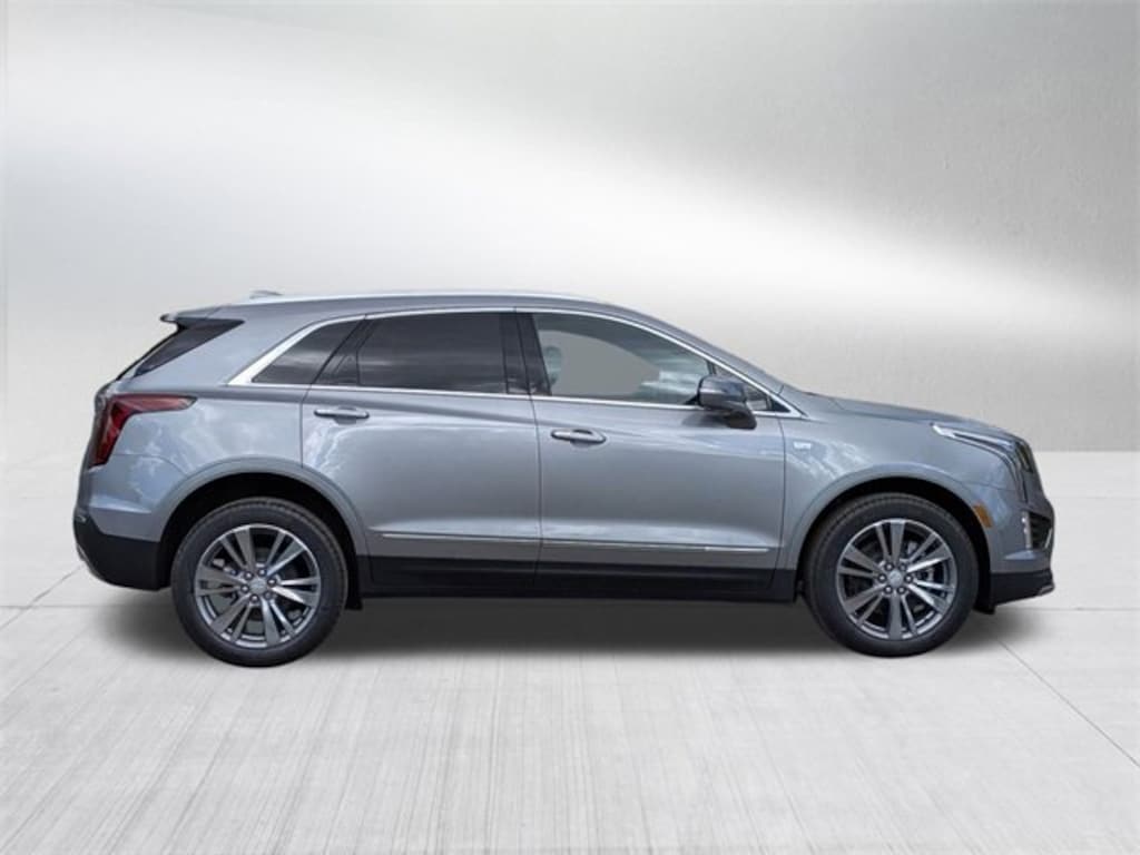 New 2025 CADILLAC XT5 Premium Luxury SUV