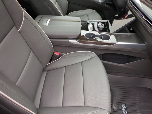 2026 Cadillac Escalade ESV Luxury - Photo 28