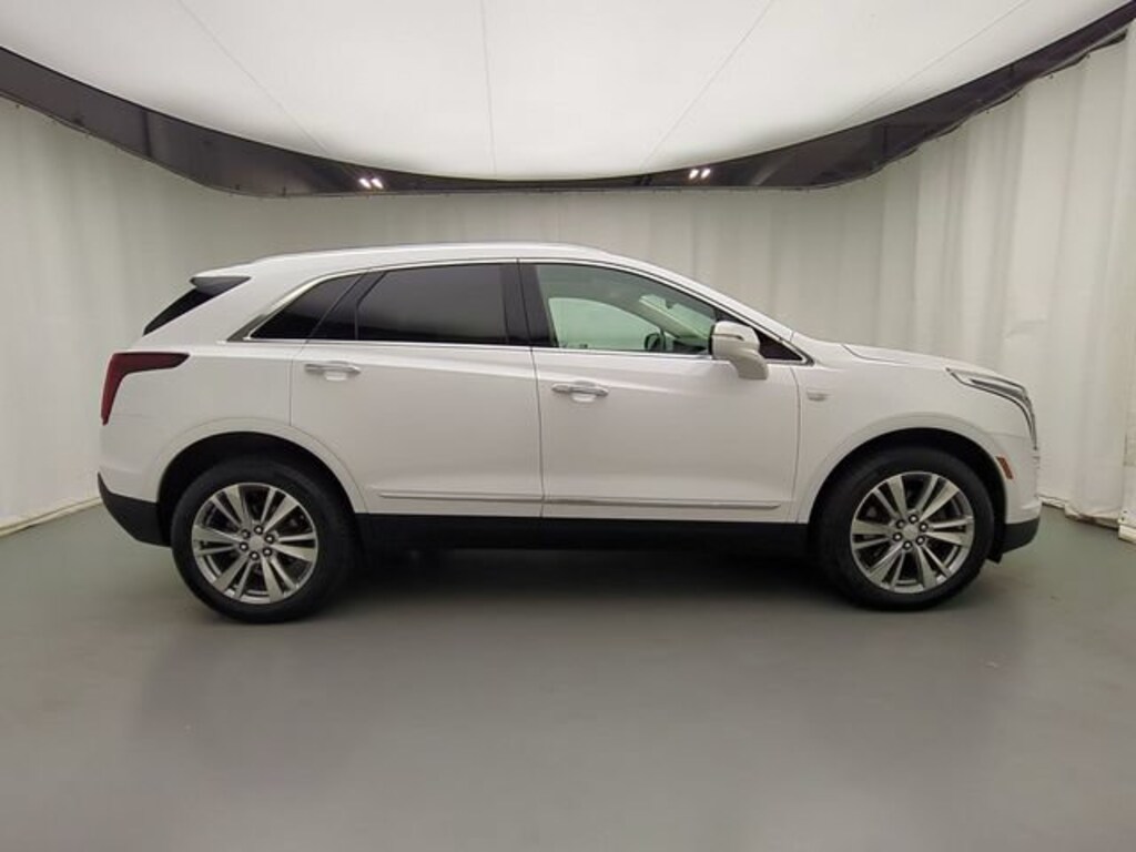 Used 2024 CADILLAC XT5 Premium Luxury SUV