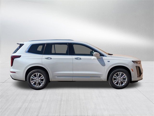 2025 Cadillac XT6 Luxury photo 4