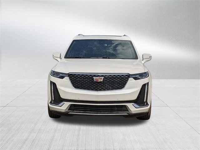 2025 Cadillac XT6 Premium Luxury photo 2