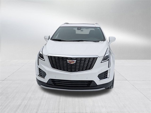 2025 Cadillac XT5 Premium Luxury photo 2