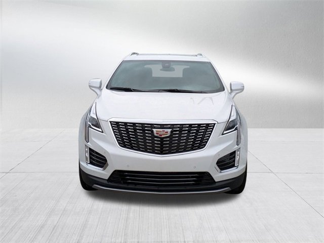 2025 Cadillac XT5 Premium Luxury photo 2