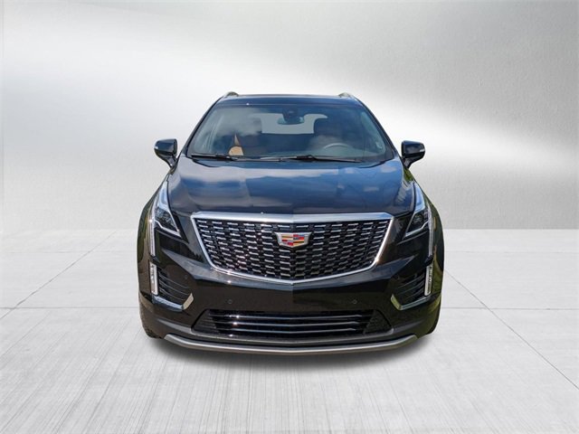 2025 Cadillac XT5 Premium Luxury photo 2