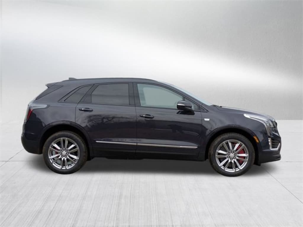 Used 2025 CADILLAC XT5 Sport SUV