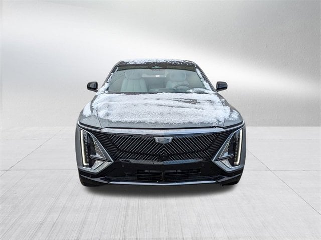 Used 2025 Cadillac LYRIQ Luxury 2 with VIN 1GYKPRRL3SZ300095 for sale in Novi, MI