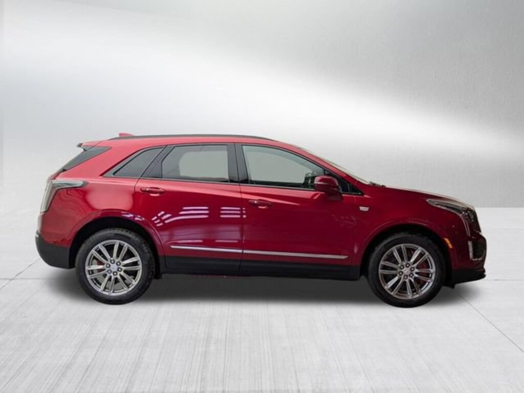 Used 2026 CADILLAC XT5 Sport SUV