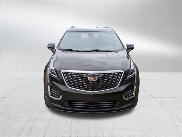 2025 Cadillac XT5 Luxury photo 2