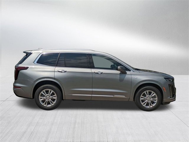 2025 Cadillac XT6 Luxury photo 4