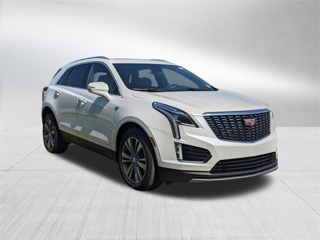 2025 Cadillac XT5 Premium Luxury photo 3