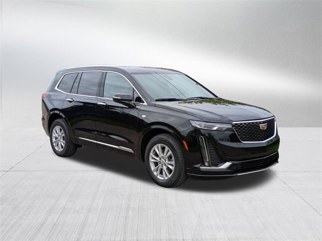 2025 Cadillac XT6 Luxury photo 3