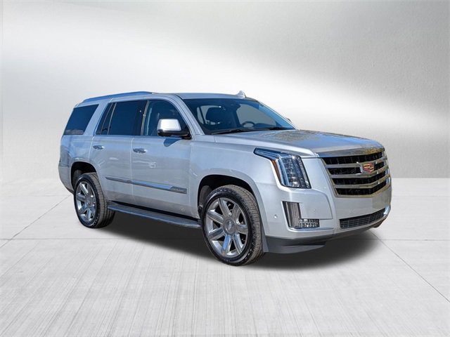 2020 Cadillac Escalade Luxury photo 3
